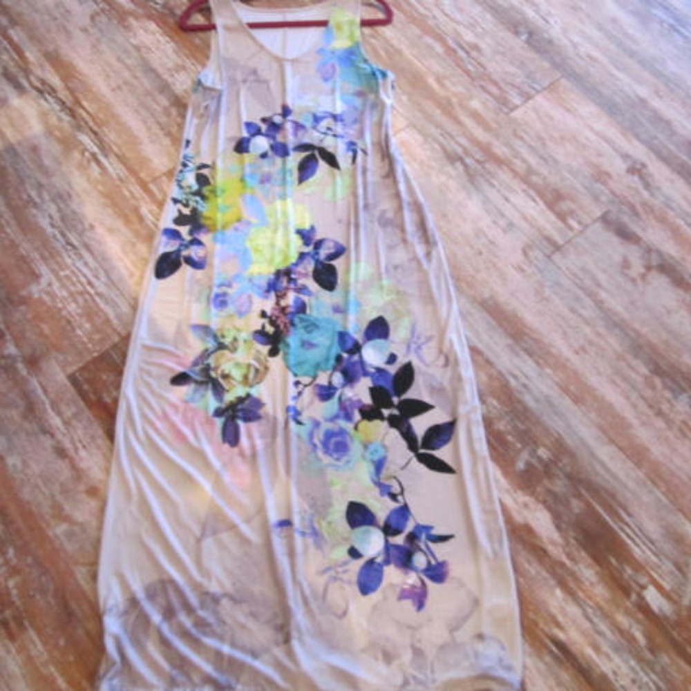 Floral Maxi dress by Apt. 9 size L
